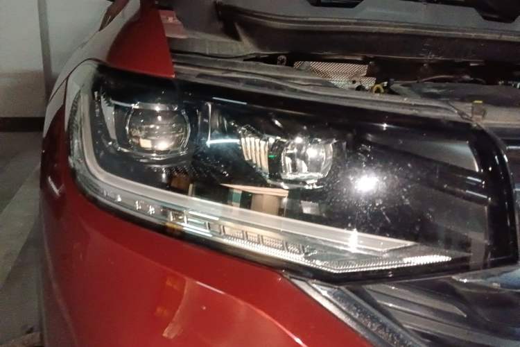 Used Volkswagen Tacqua 2021 1.5L Automatic Yue Zhi Lian Edition Right Front Headlight