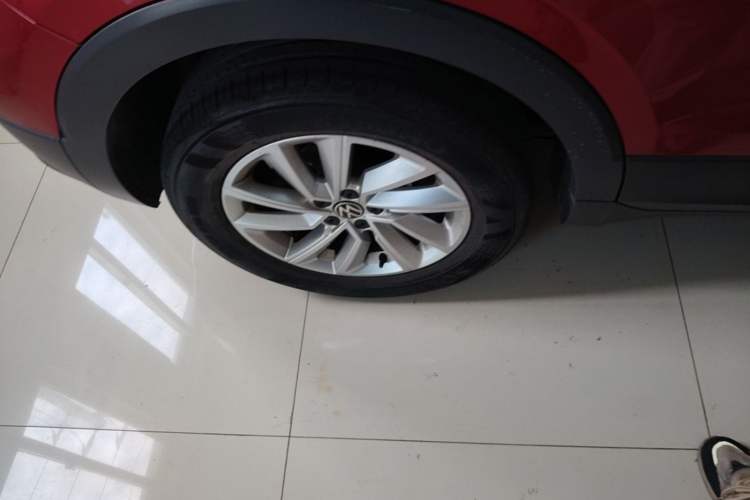 Used Volkswagen Tacqua 2021 1.5L Automatic Shangzhilian Edition Right Rear Wheel Hub
