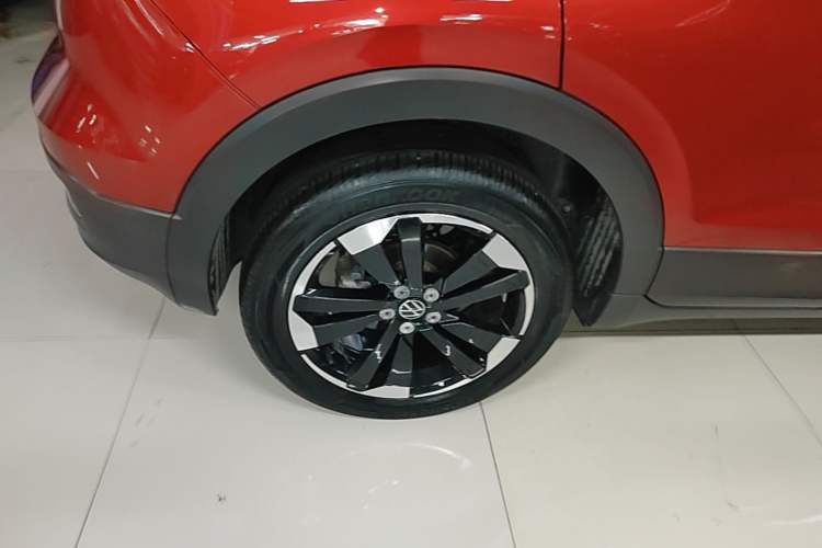 Used Volkswagen Tacqua 2021 1.5L Automatic Yue Zhi Lian Edition Right Rear Wheel Hub