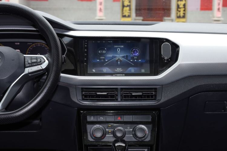 Used Volkswagen Tacqua 2021 1.5L Automatic Yue Zhi Lian Edition Audio And AC Panel