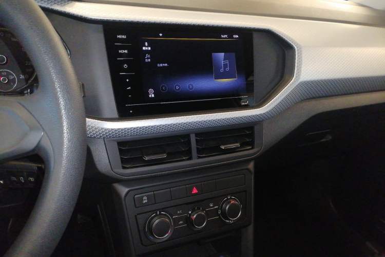 Used Volkswagen Tacqua 2021 1.5L Automatic Shangzhilian Edition Audio And AC Panel