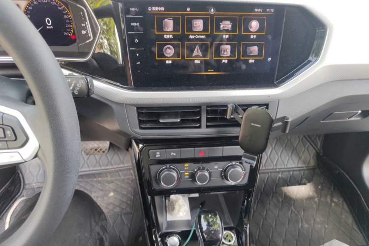 Used Volkswagen Tacqua 2021 1.5L Automatic Yue Zhi Lian Edition Audio And AC Panel