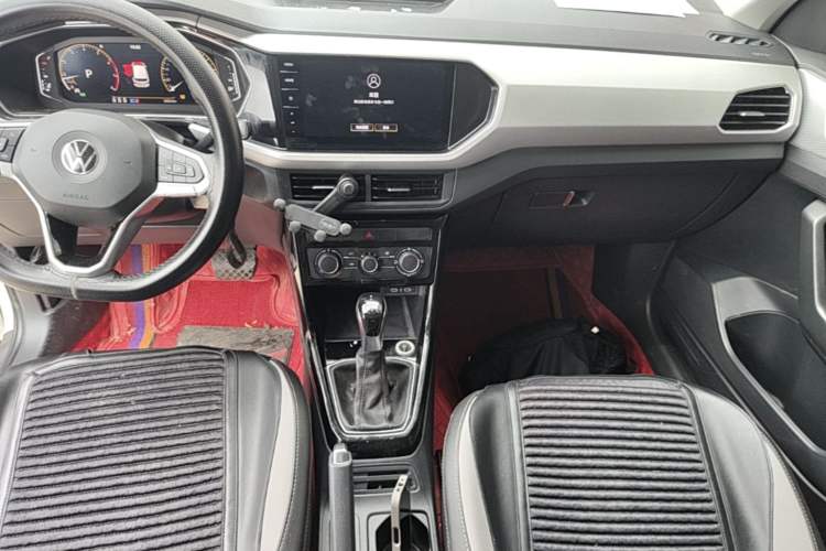 Used Volkswagen Tacqua 2021 1.5L Automatic Yue Zhi Lian Edition Audio And AC Panel