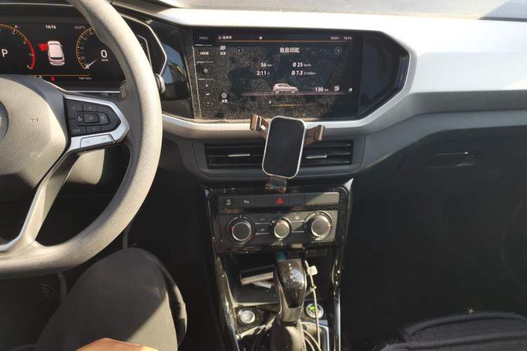 Used Volkswagen Tacqua 2021 1.5L Automatic Yue Zhi Lian Edition Audio And AC Panel