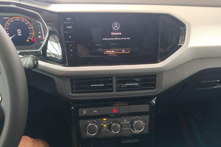 Used Volkswagen Tacqua 2021 1.5L Automatic Yue Zhi Lian Edition Audio And AC Panel