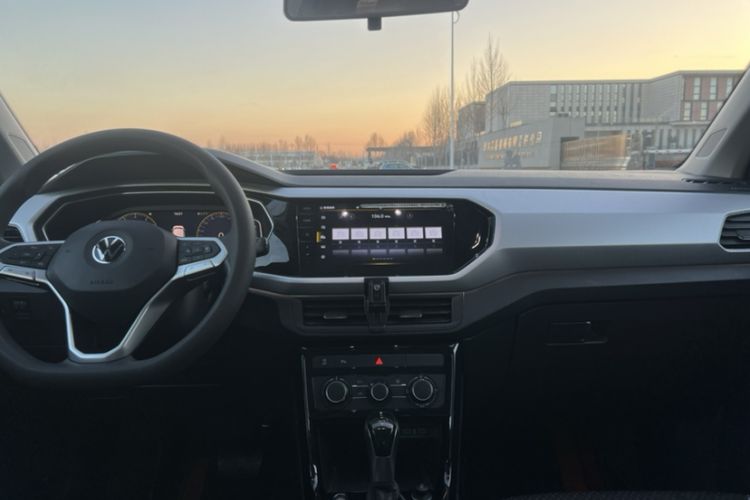 Used Volkswagen Tacqua 2021 1.5L Automatic Yue Zhi Lian Edition Audio And AC Panel
