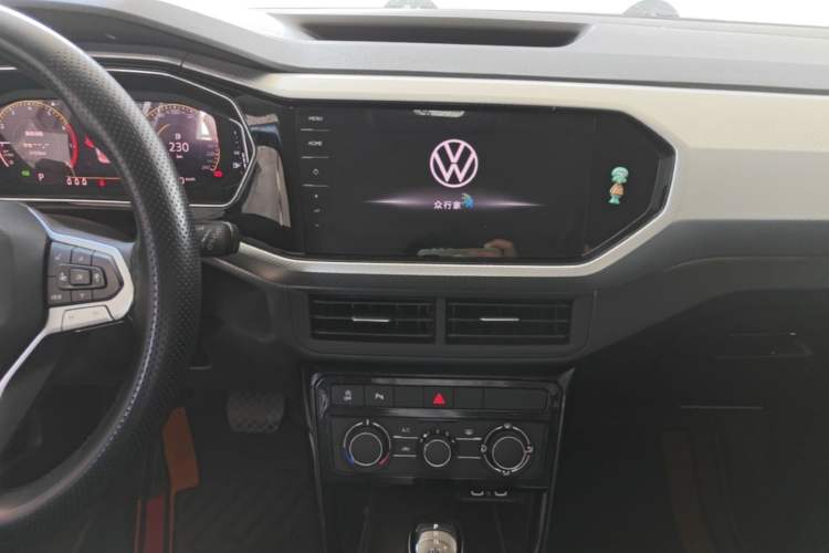 Used Volkswagen Tacqua 2021 1.5L Automatic Yue Zhi Lian Edition Audio And AC Panel