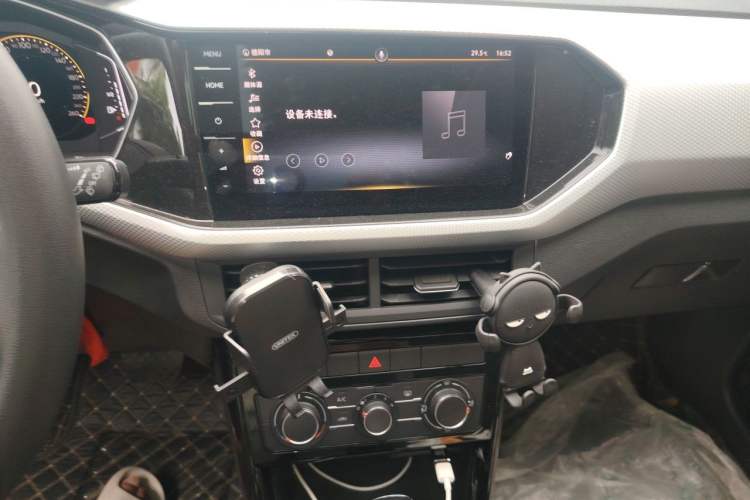 Used Volkswagen Tacqua 2021 1.5L Automatic Yue Zhi Lian Edition Audio And AC Panel