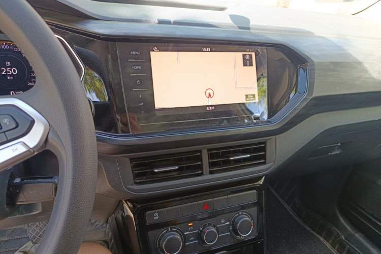 Used Volkswagen Tacqua 2021 1.5L Automatic Yue Zhi Lian Edition Audio And AC Panel