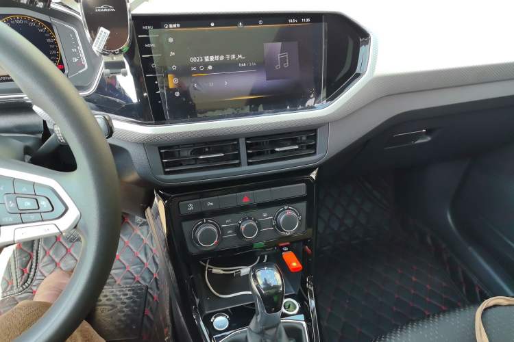 Used Volkswagen Tacqua 2021 1.5L Automatic Yue Zhi Lian Edition Audio And AC Panel
