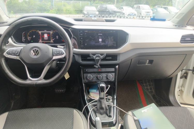 Used Volkswagen Tacqua 2021 1.5L Automatic Yue Zhi Lian Edition Center Console