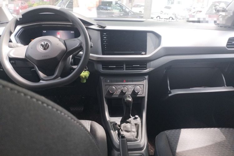 Used Volkswagen Tacqua 2021 1.5L Automatic Shangzhilian Edition Center Console