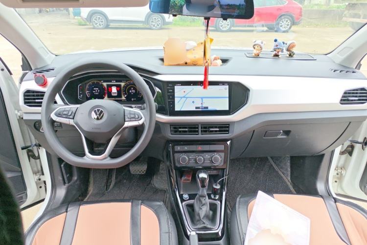 Used Volkswagen Tacqua 2021 1.5L Automatic Yue Zhi Lian Edition Center Console