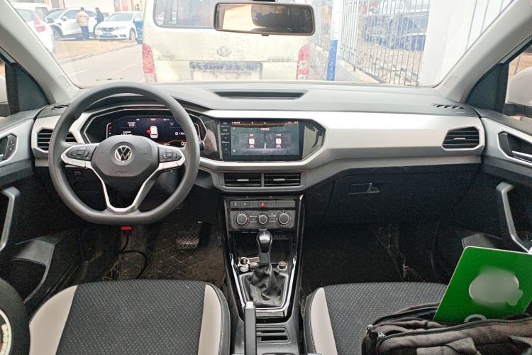 Used Volkswagen Tacqua 2021 1.5L Automatic Yue Zhi Lian Edition Center Console