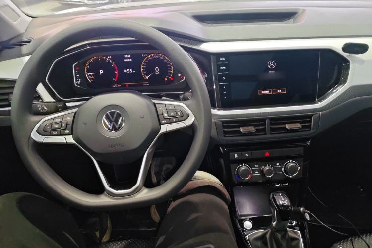 Used Volkswagen Tacqua 2021 1.5L Automatic Yue Zhi Lian Edition Center Console