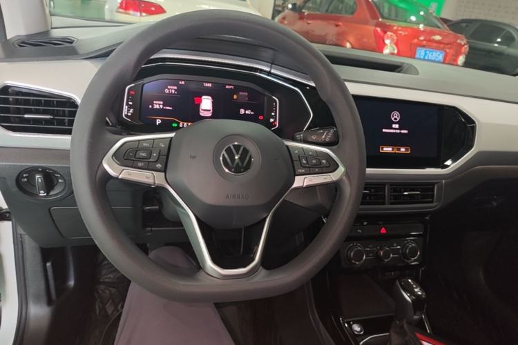 Used Volkswagen Tacqua 2021 1.5L Automatic Yue Zhi Lian Edition Center Console