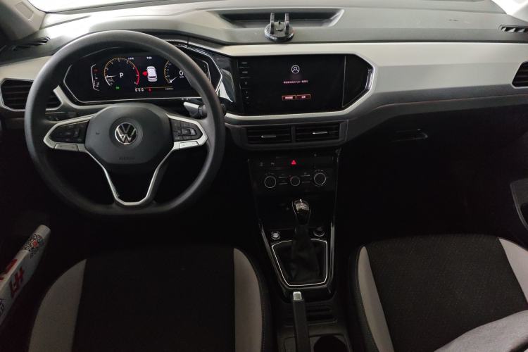 Used Volkswagen Tacqua 2021 200TSI DSG JoyConnect Edition Center Console