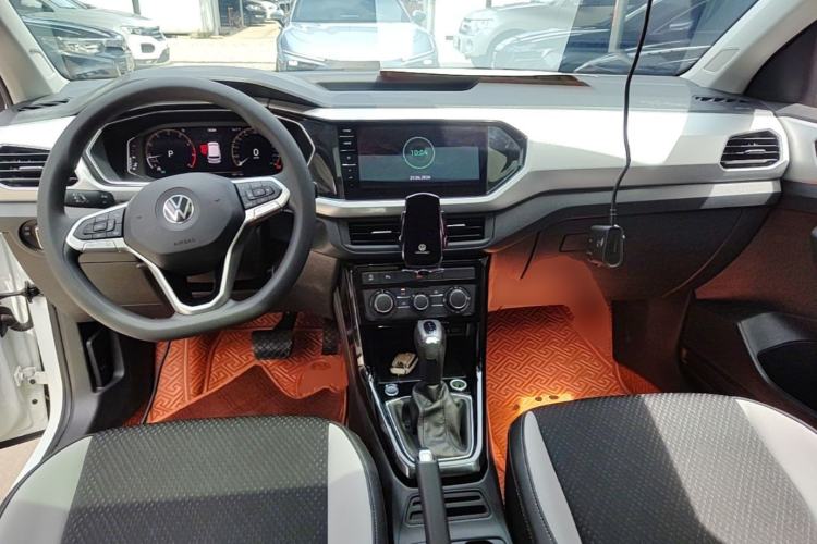 Used Volkswagen Tacqua 2021 1.5L Automatic Yue Zhi Lian Edition Center Console