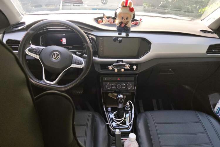 Used Volkswagen Tacqua 2021 1.5L Automatic Yue Zhi Lian Edition Center Console