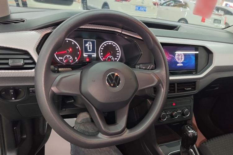 Used Volkswagen Tacqua 2021 1.5L Automatic Shangzhilian Edition Center Console