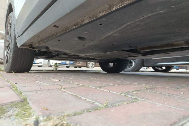 Used Volkswagen Tacqua 2021 1.5L Automatic R-Line Smart Connect Edition Chassis Rear Left