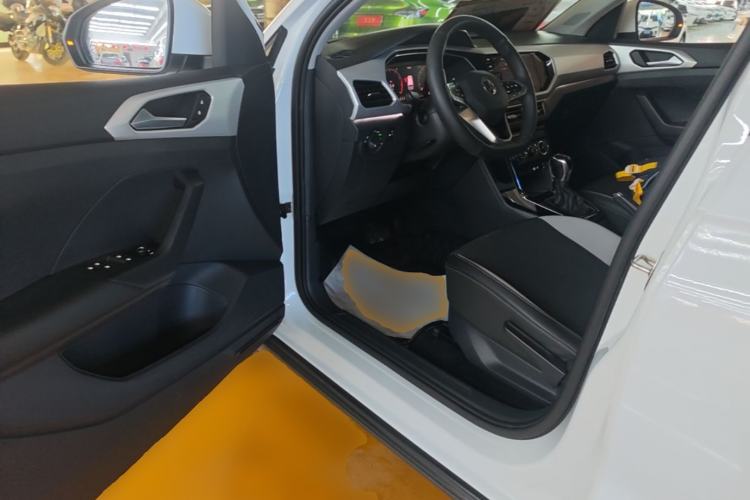 Used Volkswagen Tacqua 2021 1.5L Automatic Yue Zhi Lian Edition Driver Seat