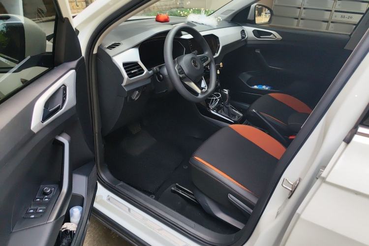 Used Volkswagen Tacqua 2021 1.5L Automatic Yue Zhi Lian Edition Driver Seat