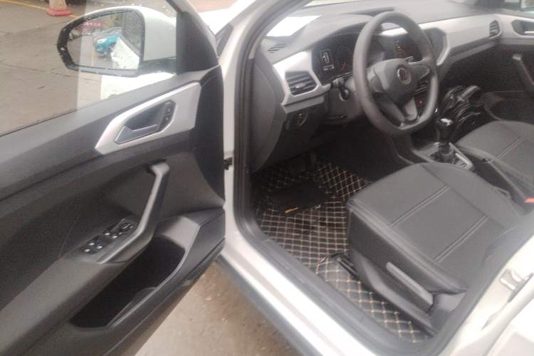 Used Volkswagen Tacqua 2021 1.5L Automatic Shangzhilian Edition Driver Seat