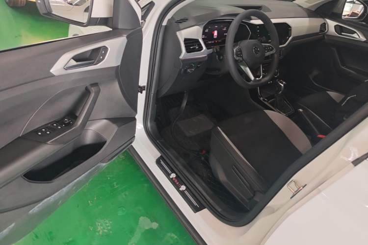 Used Volkswagen Tacqua 2021 1.5L Automatic Yue Zhi Lian Edition Driver Seat