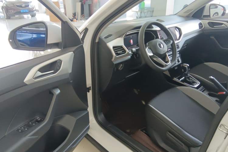 Used Volkswagen Tacqua 2021 1.5L Automatic Yue Zhi Lian Edition Driver Seat