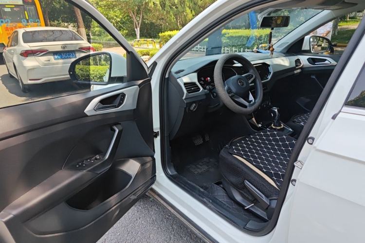 Used Volkswagen Tacqua 2021 1.5L Automatic 30th Anniversary Edition Driver Seat