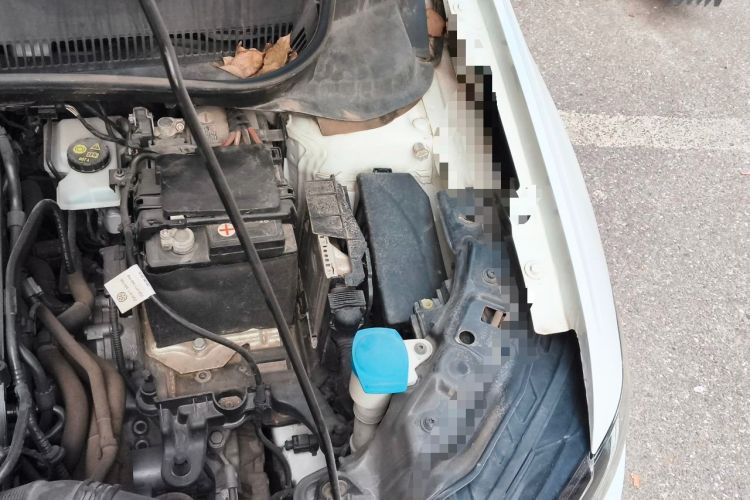 Used Volkswagen Tacqua 2021 200TSI DSG JoyConnect Edition Engine Bay Left