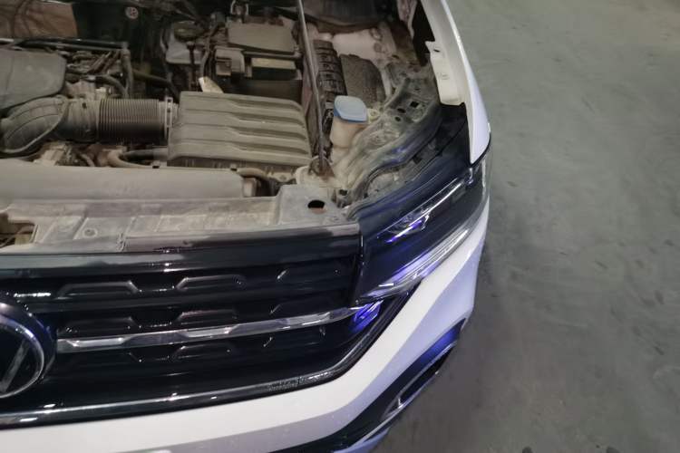 Used Volkswagen Tacqua 2021 1.5L Automatic 30th Anniversary Edition Engine Bay Left