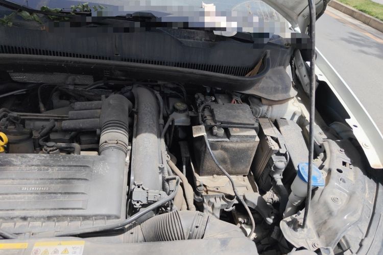 Used Volkswagen Tacqua 2021 200TSI DSG JoyConnect Edition Engine Bay Left