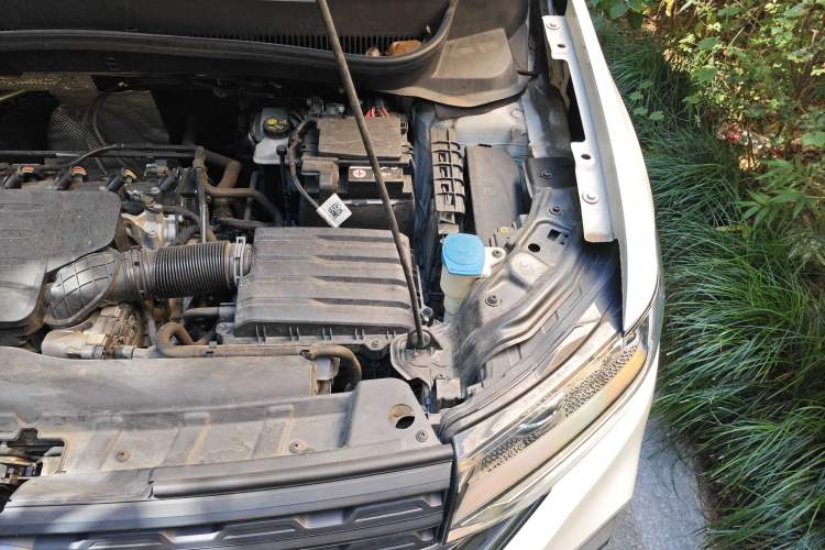 Used Volkswagen Tacqua 2021 1.5L Automatic Yue Zhi Lian Edition Engine Bay Left