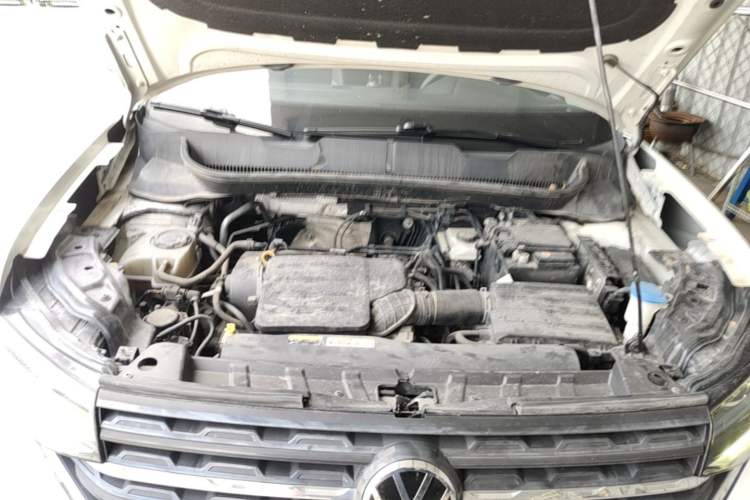Used Volkswagen Tacqua 2021 1.5L Automatic 30th Anniversary Edition Engine Bay