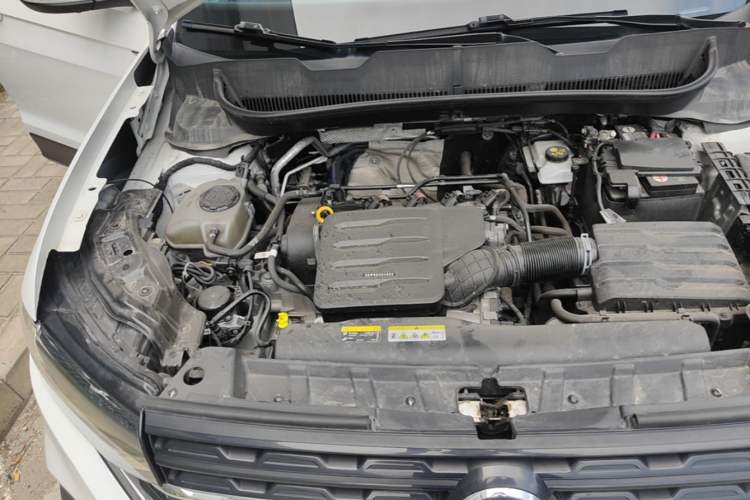 Used Volkswagen Tacqua 2021 1.5L Automatic 30th Anniversary Edition Engine Bay Right