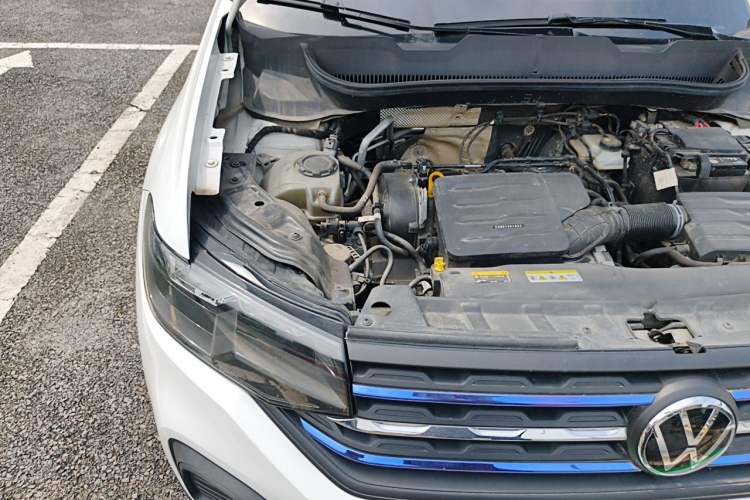 Used Volkswagen Tacqua 2021 1.5L Automatic Shangzhilian Edition Engine Bay Right
