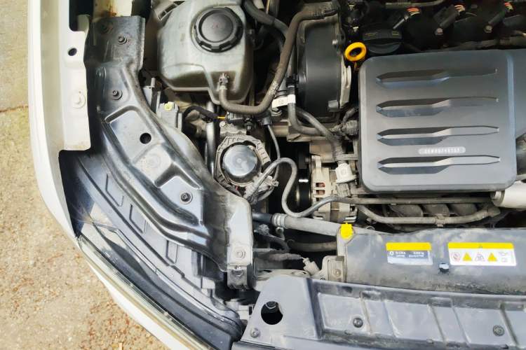 Used Volkswagen Tacqua 2021 1.5L Automatic Yue Zhi Lian Edition Engine Bay Right