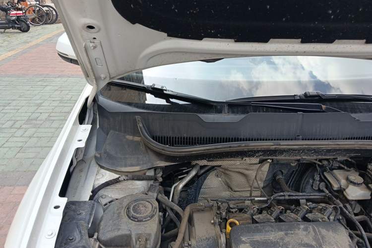 Used Volkswagen Tacqua 2021 1.5L Automatic 30th Anniversary Edition Engine Bay Right