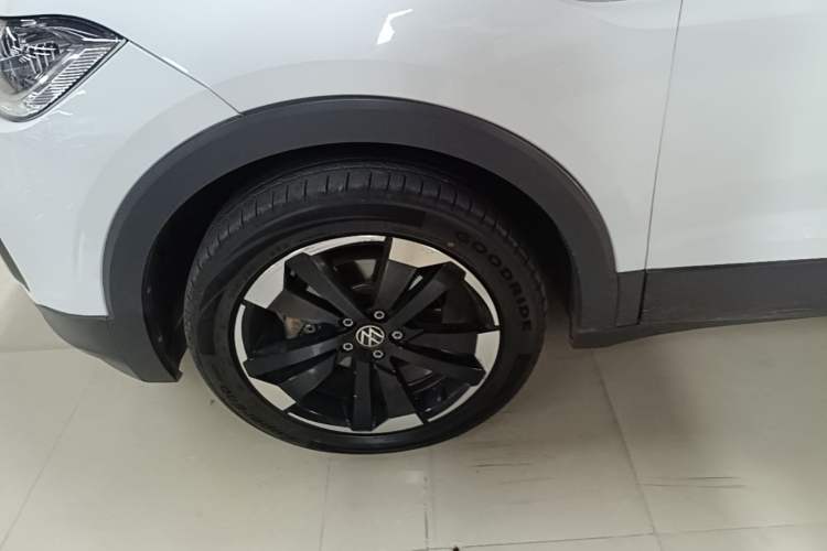 Used Volkswagen Tacqua 2021 200TSI DSG JoyConnect Edition Exterior 4