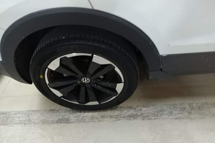 Used Volkswagen Tacqua 2021 200TSI DSG JoyConnect Edition Exterior 5