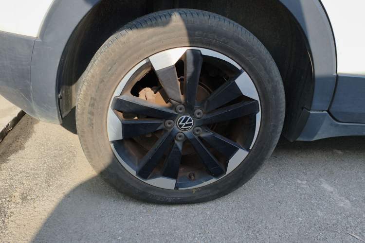 Used Volkswagen Tacqua 2021 200TSI DSG JoyConnect Edition Exterior 8