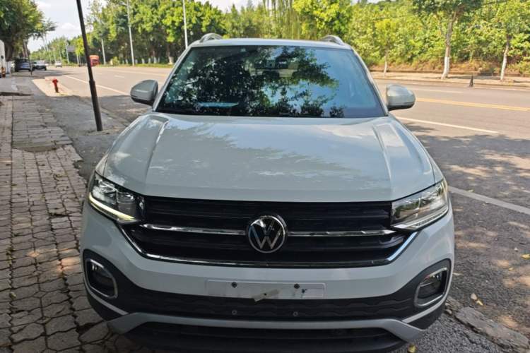 Used Volkswagen Tacqua 2021 200TSI DSG JoyConnect Edition Front