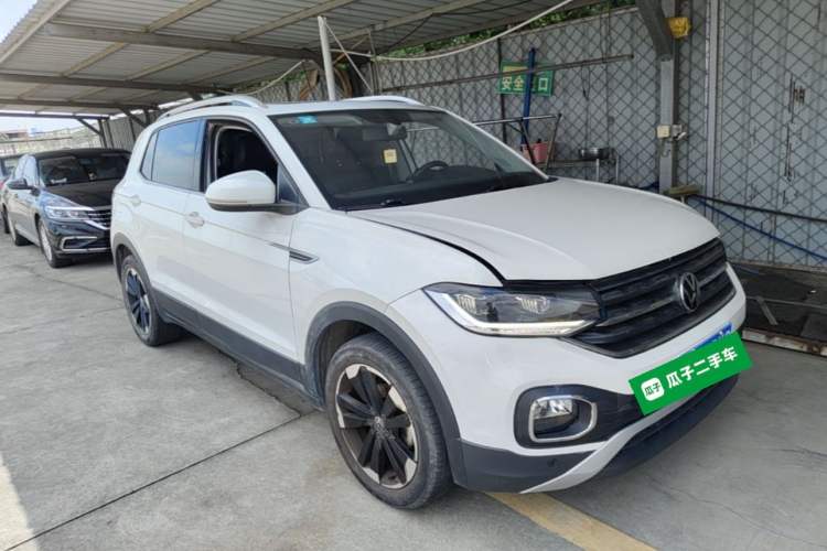 Used Volkswagen Tacqua 2021 1.5L Automatic 30th Anniversary Edition Front Right 45 Deg