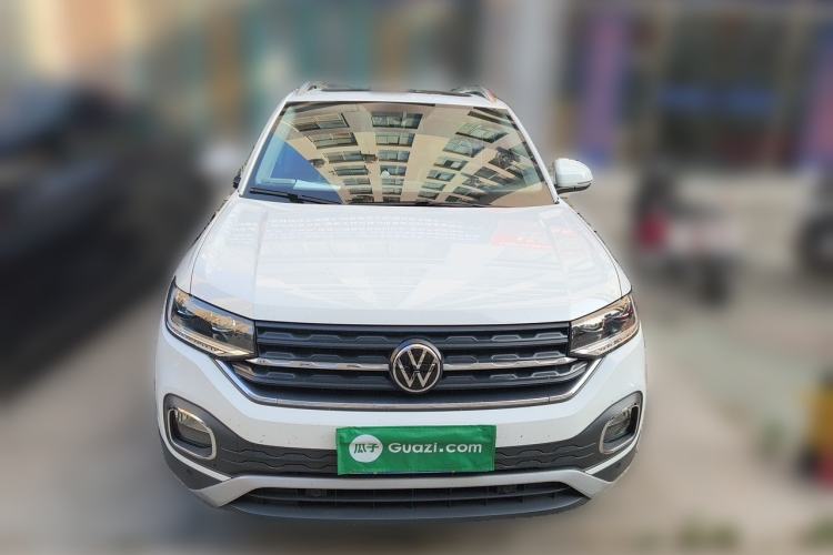 Used Volkswagen Tacqua 2021 1.5L Automatic R-Line Smart Connect Edition Front