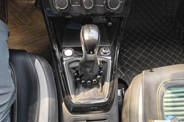 Used Volkswagen Tacqua 2021 1.5L Automatic Yue Zhi Lian Edition Gear Lever