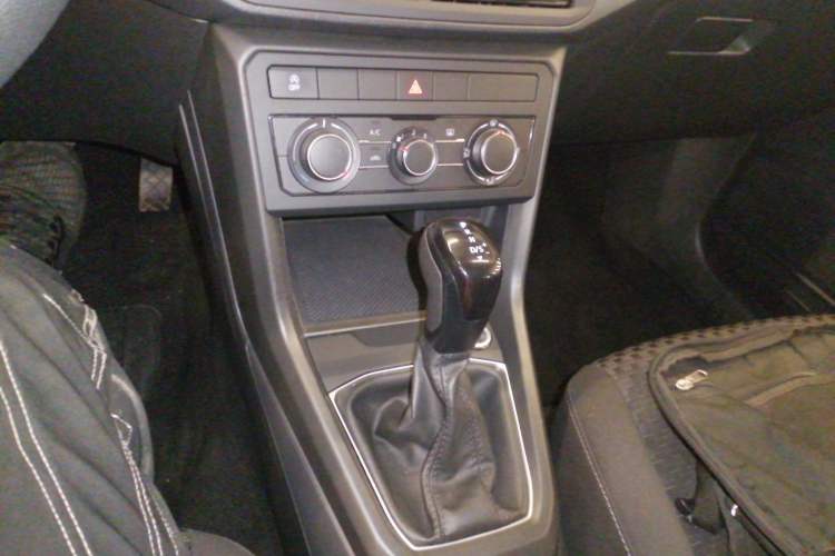 Used Volkswagen Tacqua 2021 1.5L Automatic Shangzhilian Edition Gear Lever