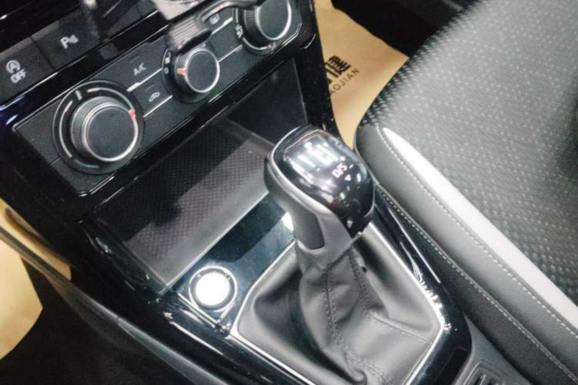 Used Volkswagen Tacqua 2021 1.5L Automatic Yue Zhi Lian Edition Gear Lever