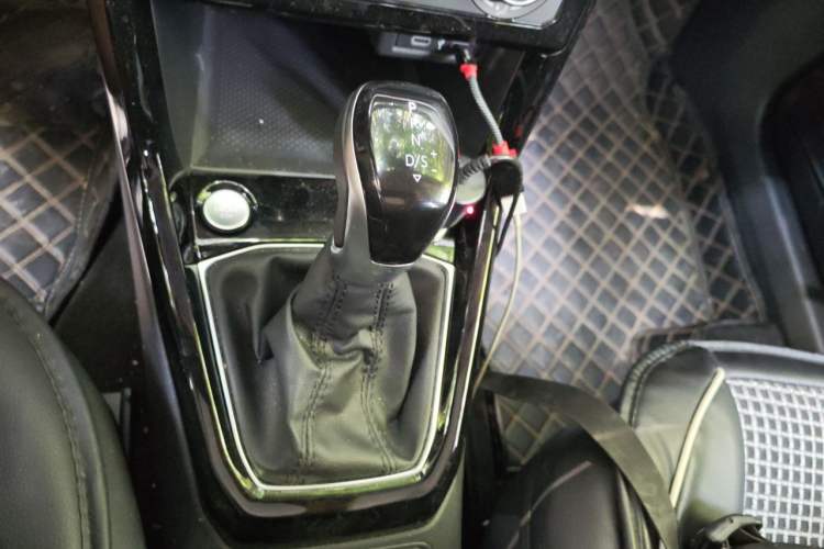 Used Volkswagen Tacqua 2021 1.5L Automatic Yue Zhi Lian Edition Gear Lever
